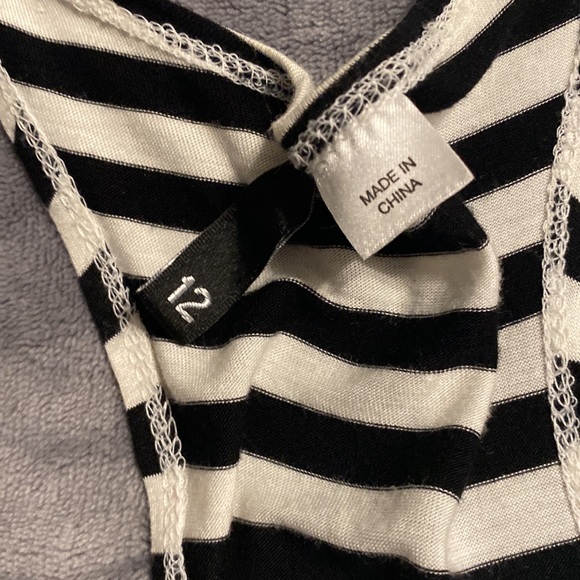 Women’s racer back graphic tank too - Picture 3 of 4